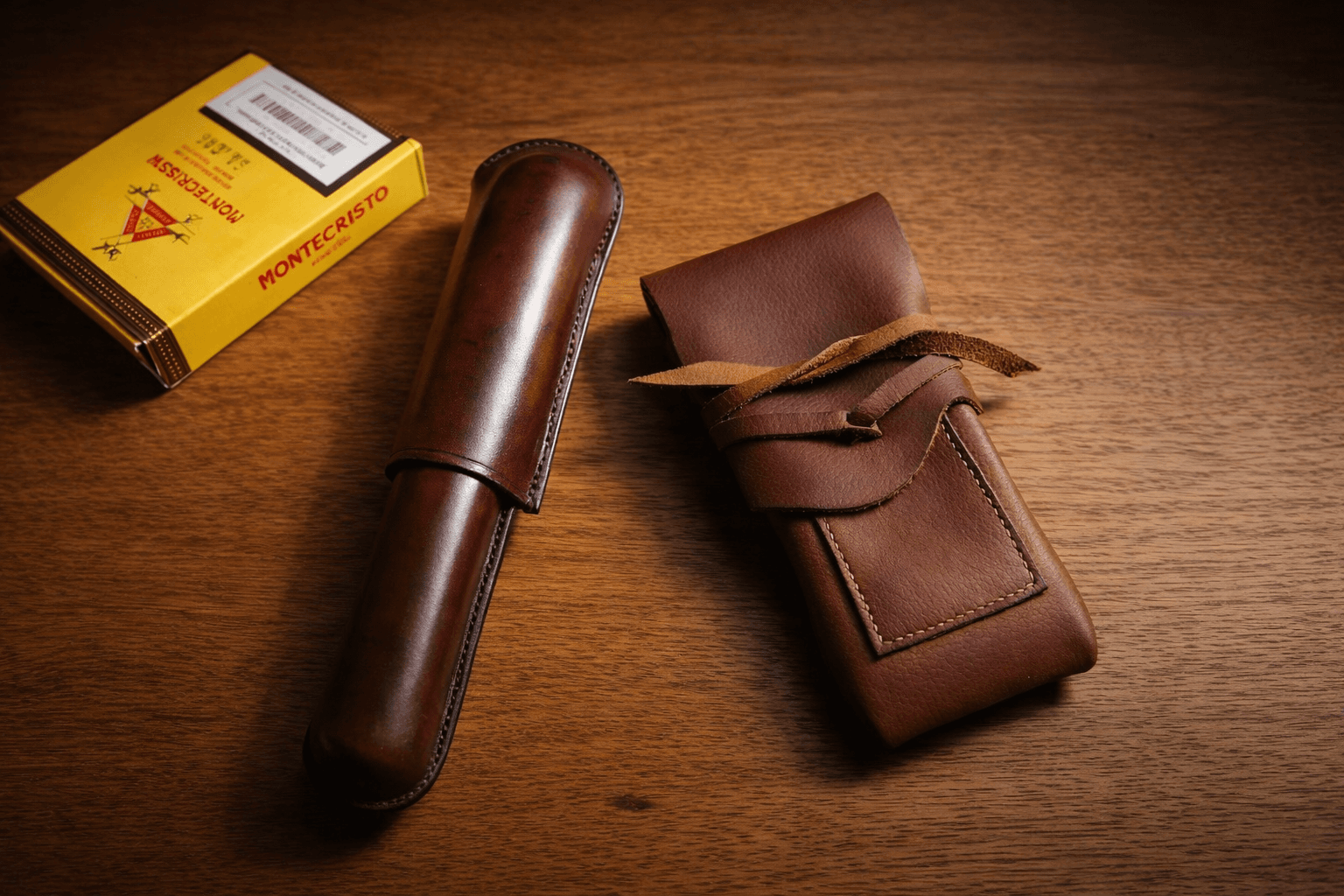 Handmade leather cigar bag by Ragos